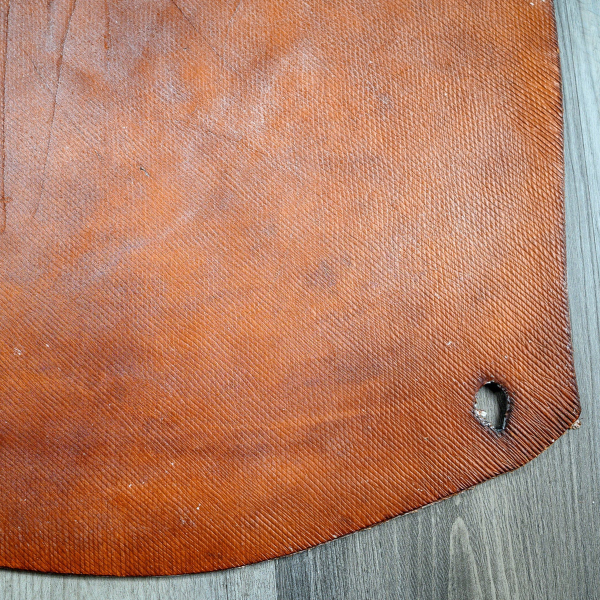 Oak_Stain_Crosshatch_Butt_1200